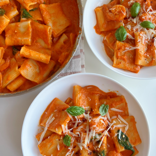 Shrimp Pasta with Roasted Red Pepper Sauce