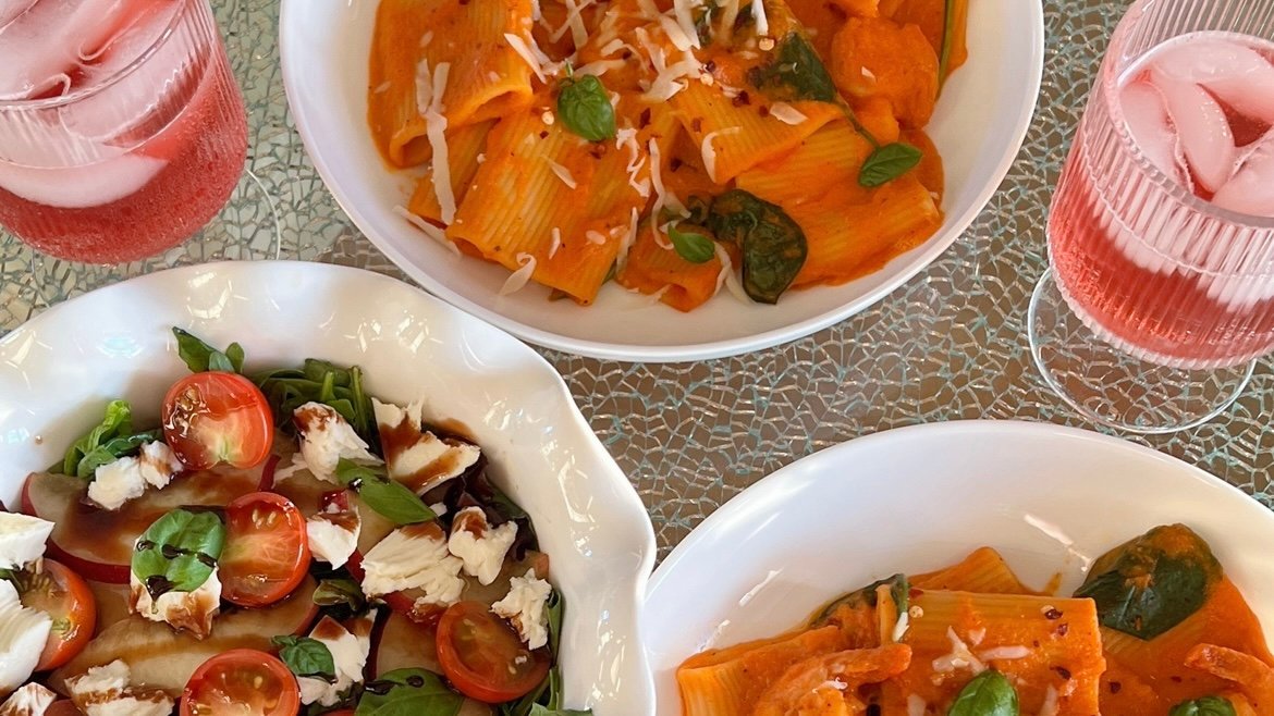 Roasted Red Pepper Pasta with Shrimp