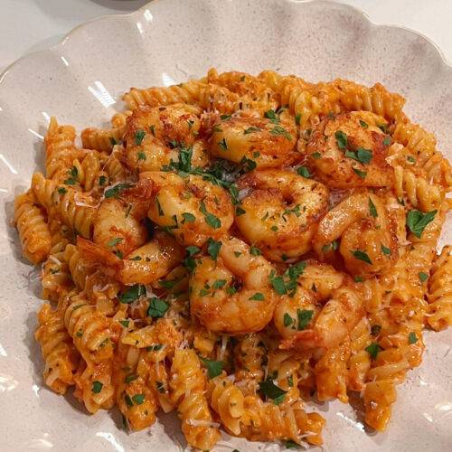 Creamy Roasted Red Pepper Shrimp Pasta